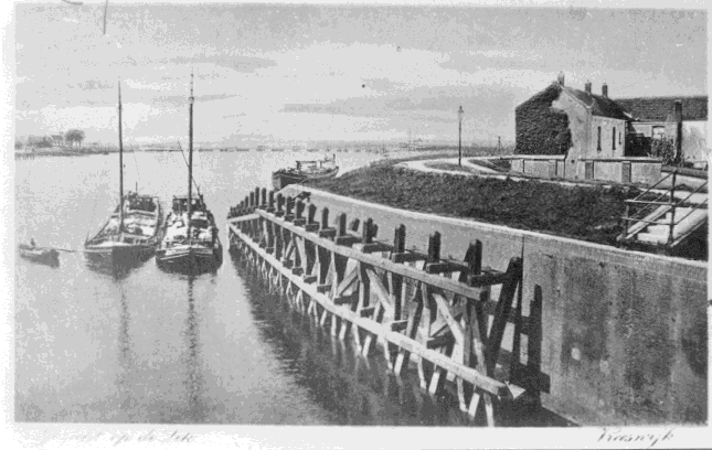 Voor haven Oude sluis